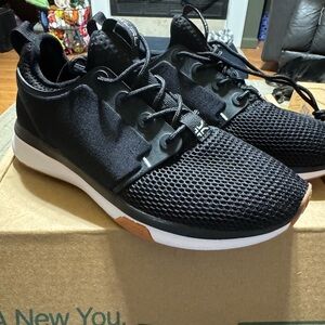 Womens Black Athletic Shoes Kuru